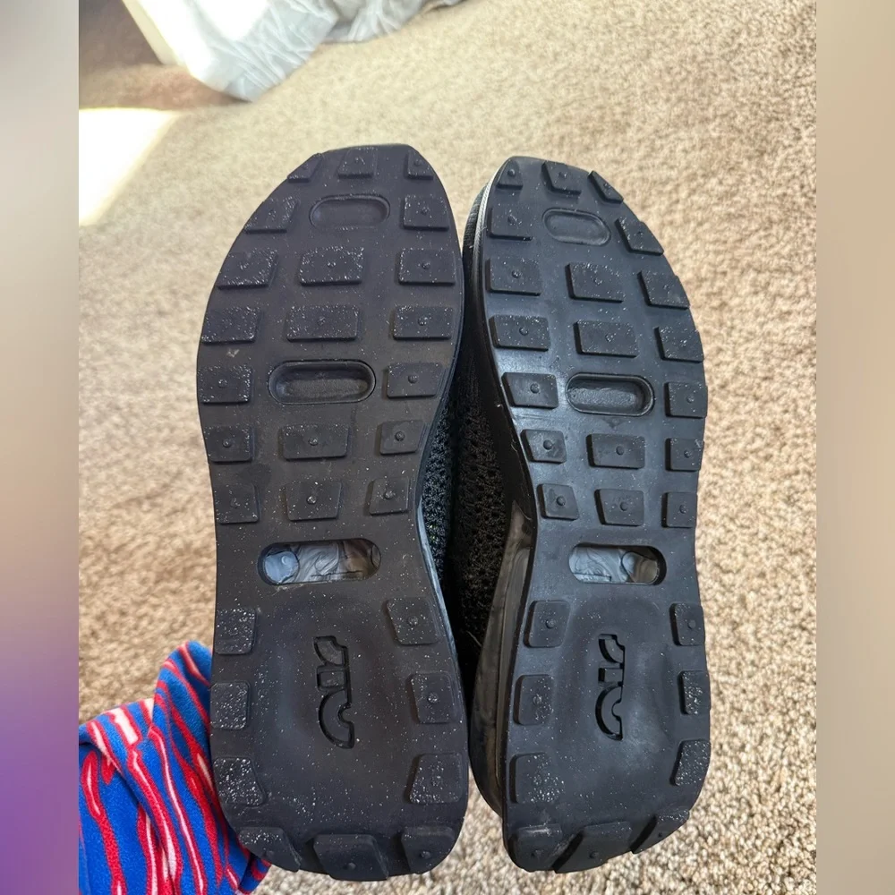 EUC Nike Air Max Flyknit Racer Black Sneakers Men’s size 7 - Picture 5 of 6